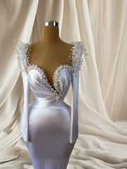 White Wedding Elegance Gown – Embellished Sweetheart Neckline