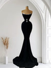 Own the Night – Black Mermaid Gown