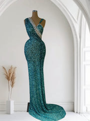 Blue Ocean Elegance – Mermaid Lace Gown with Silver Intricate Bodice